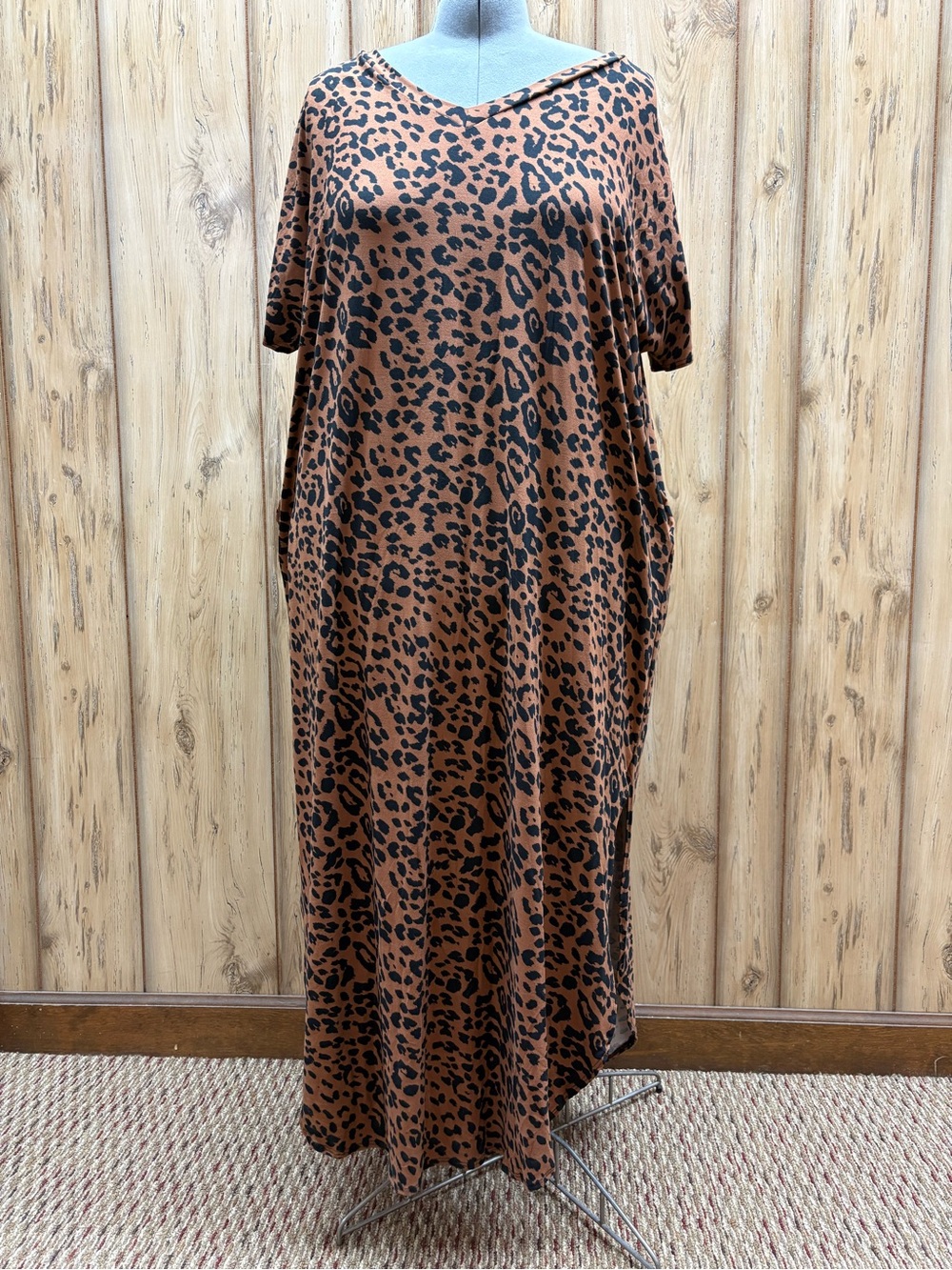 Leopard Print Brown V-Neck Maxi Dress with pockets